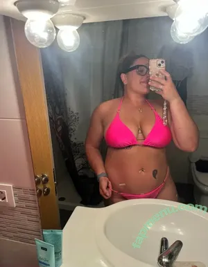 earth2zoe, ll2zoe leaked nudes