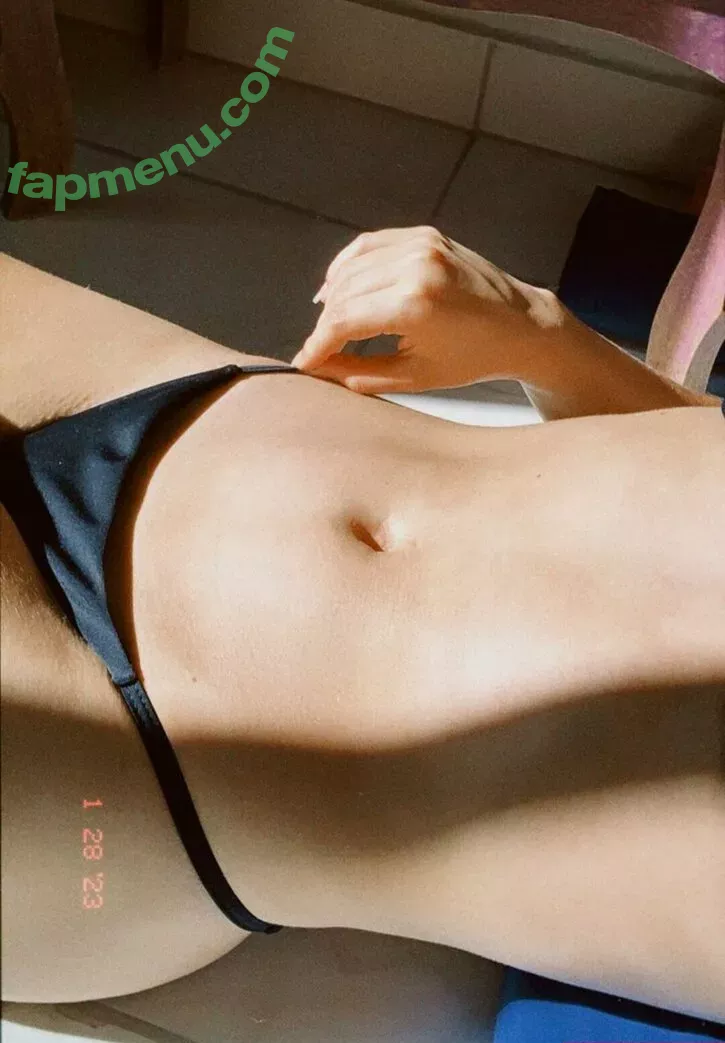ll4r1 nude photo #0006 (ll44r1 / llaarw)