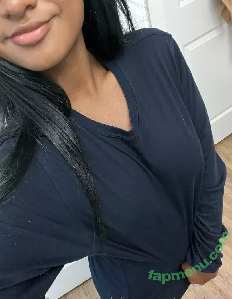llalalinaa nude photo #0040 (llalaina)