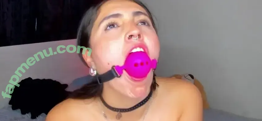 llanna_ nude photo #0005 (Rainnbow_ / llanna / llannagg)