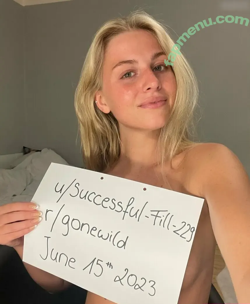 Lleona Bauer nude photo #0103 (leonalulu / lleonabauer)