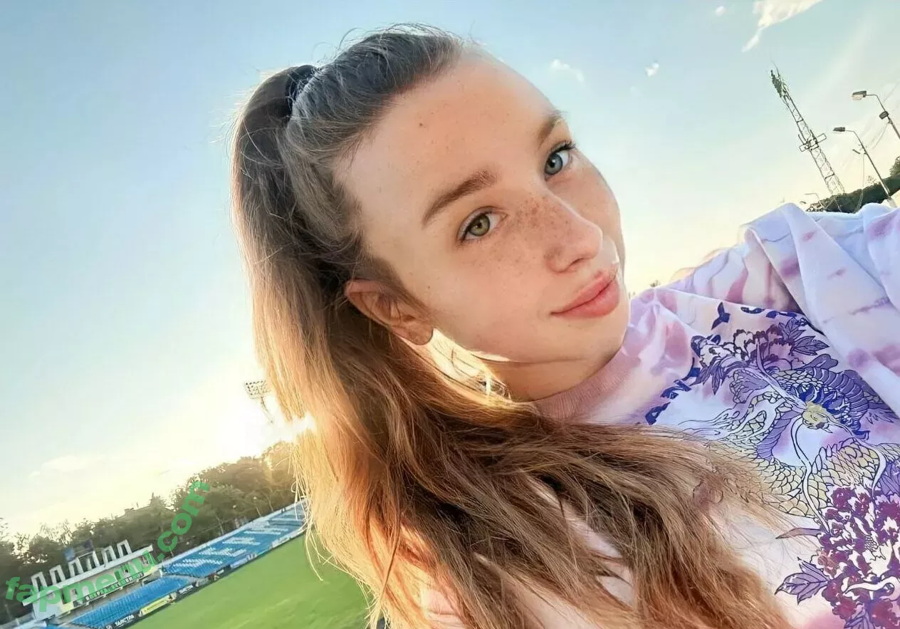 llitalola nude photo #0139 (llitalola)