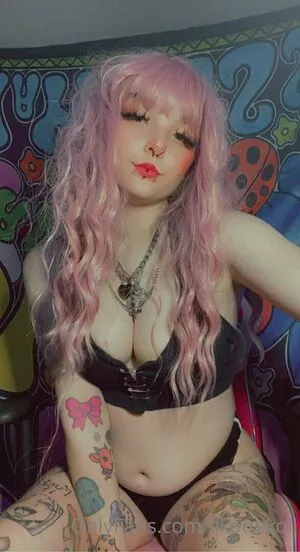 llkonekoll / llkonakll nude photo #0041