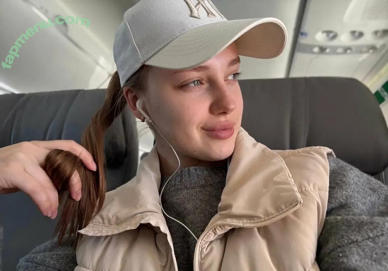 llttlesun nude photo #0050 (llttlesun)