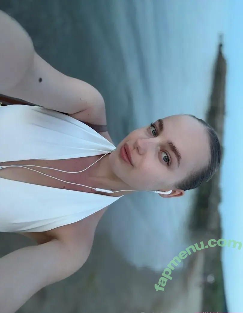 llttlesun nude photo #0081 (llttlesun)