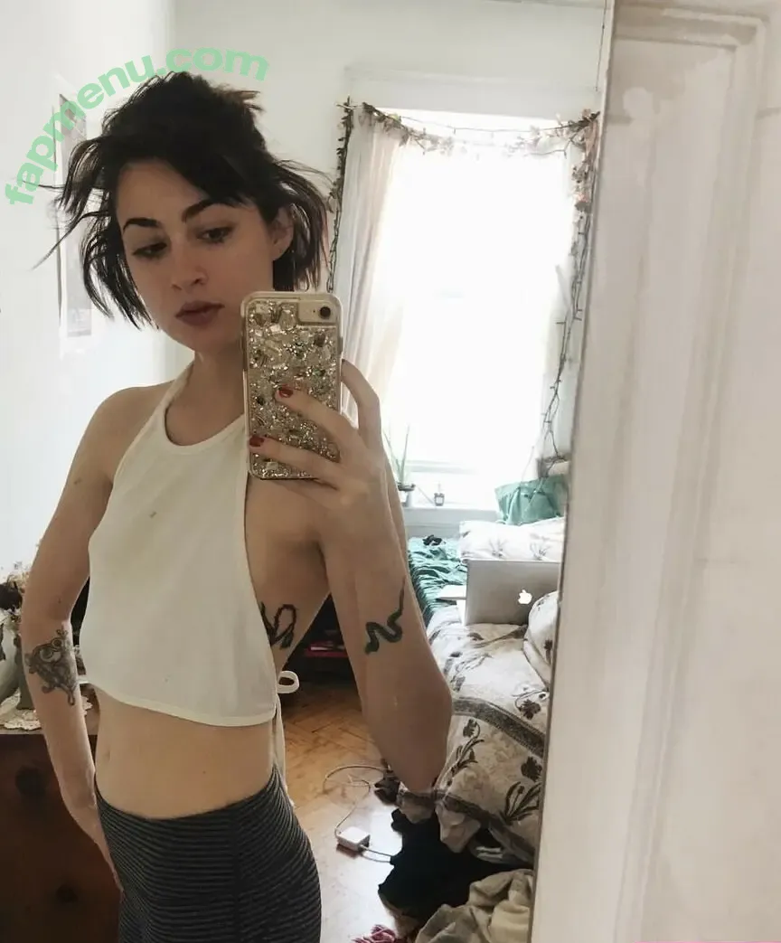 Llynks nude photo #0007 (Llynksmusic)