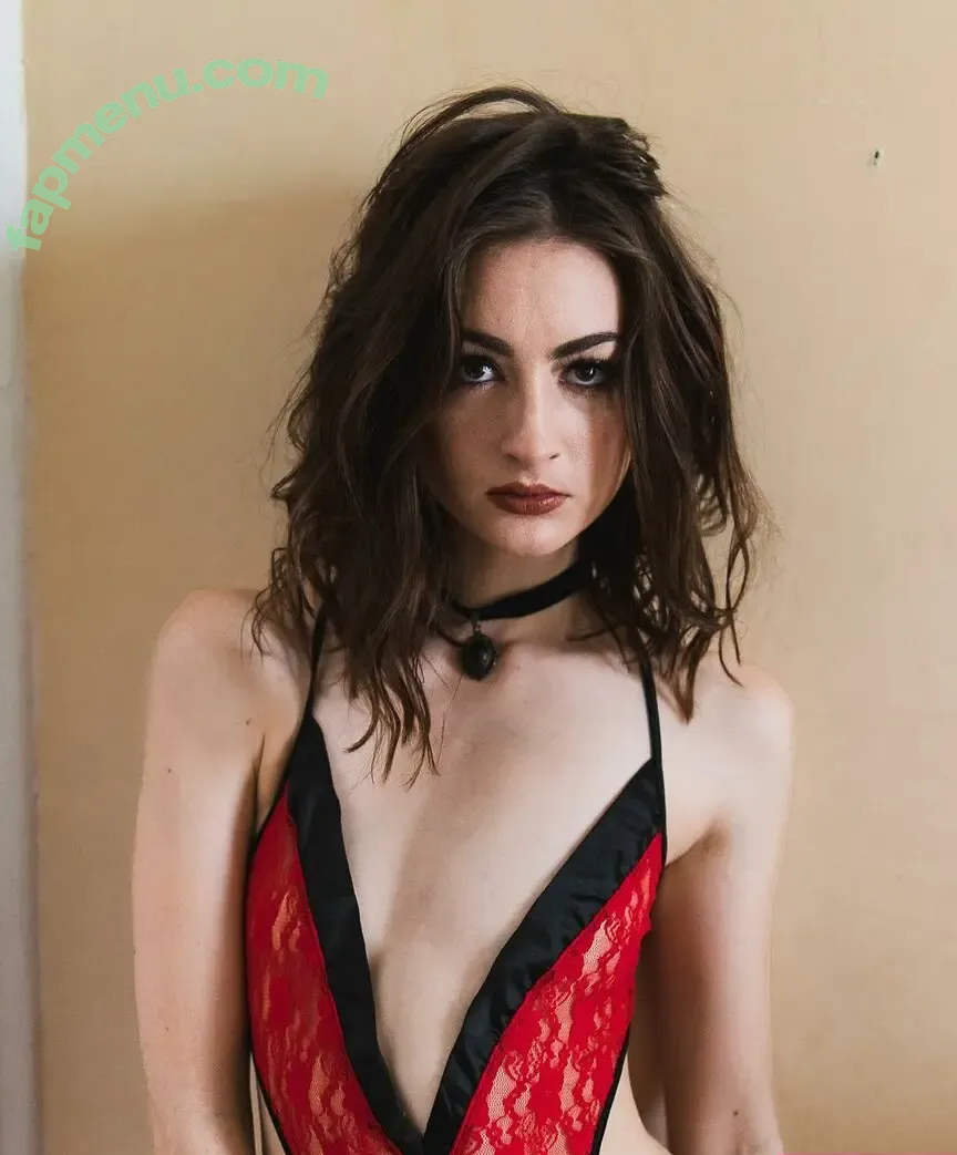 Llynks nude photo #0010 (Llynksmusic)