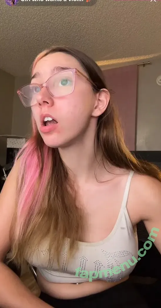 lmnjewelry nude photo #0011 (Leah Nieto)