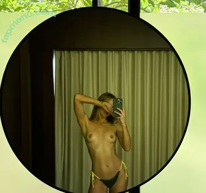 LNL's Social Media Influencer AI Fakes Mega / reel nude photo #0681