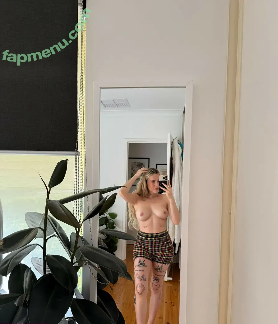 LNL's Social Media Influencer AI Fakes Mega nude photo #1656 (reel)