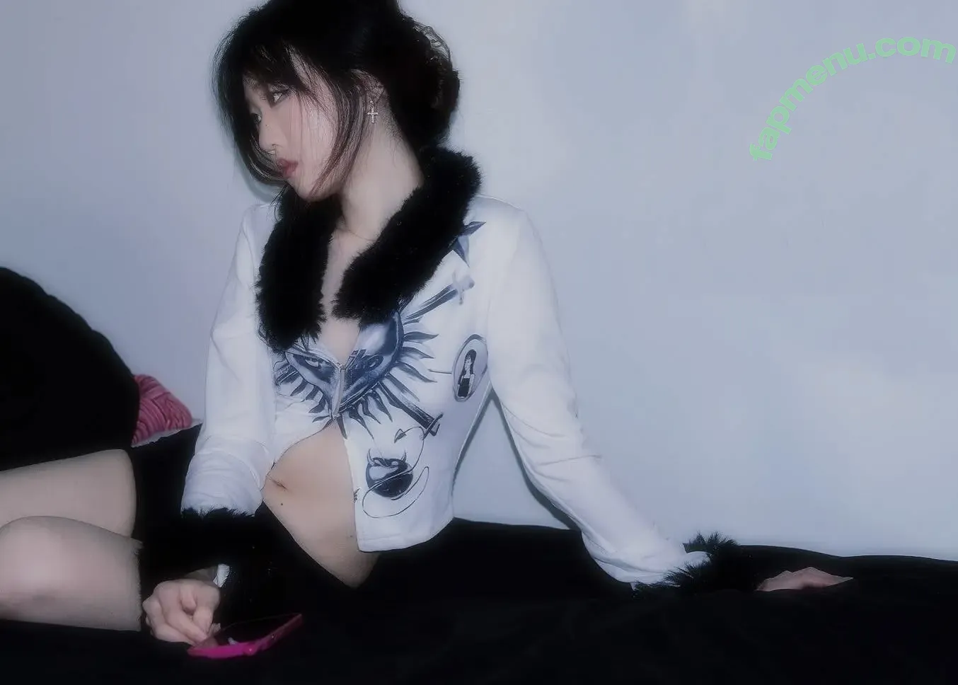Lo3tus nude photo #0108 (lo3tus_ / lottus.t)