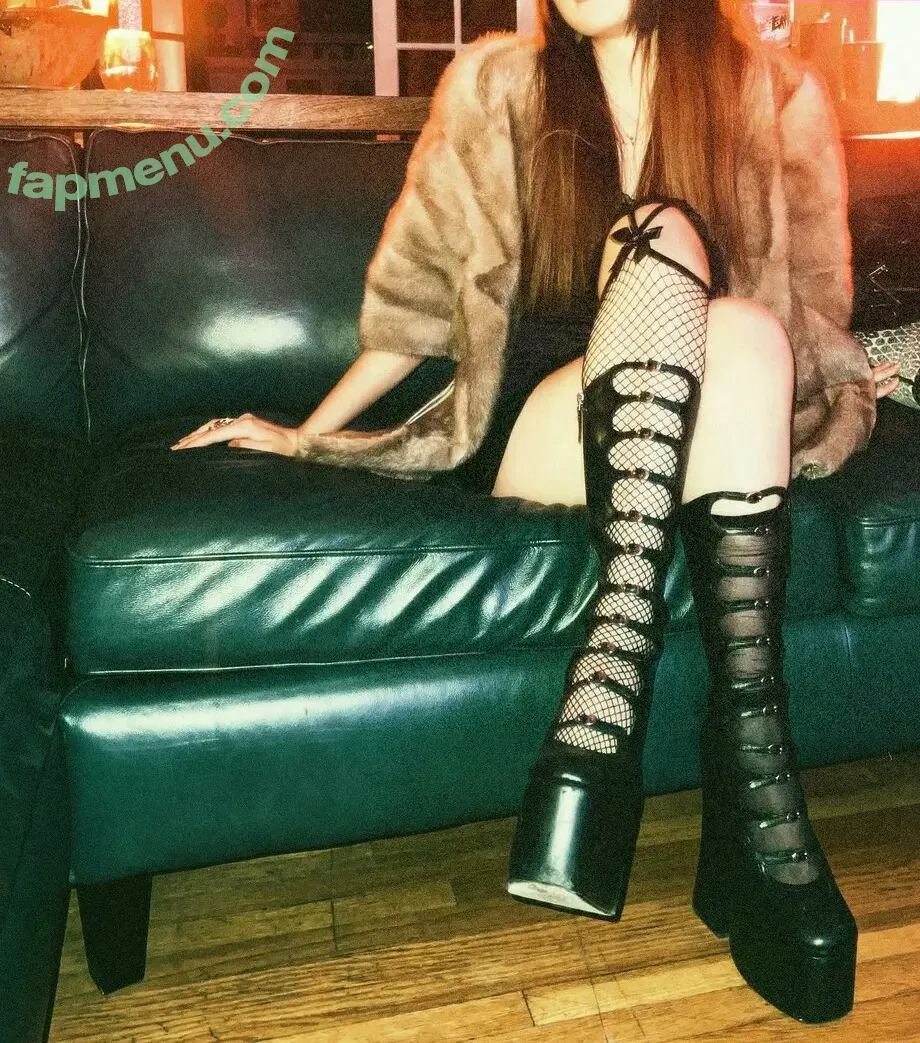 Lo3tus nude photo #0114 (lo3tus_ / lottus.t)