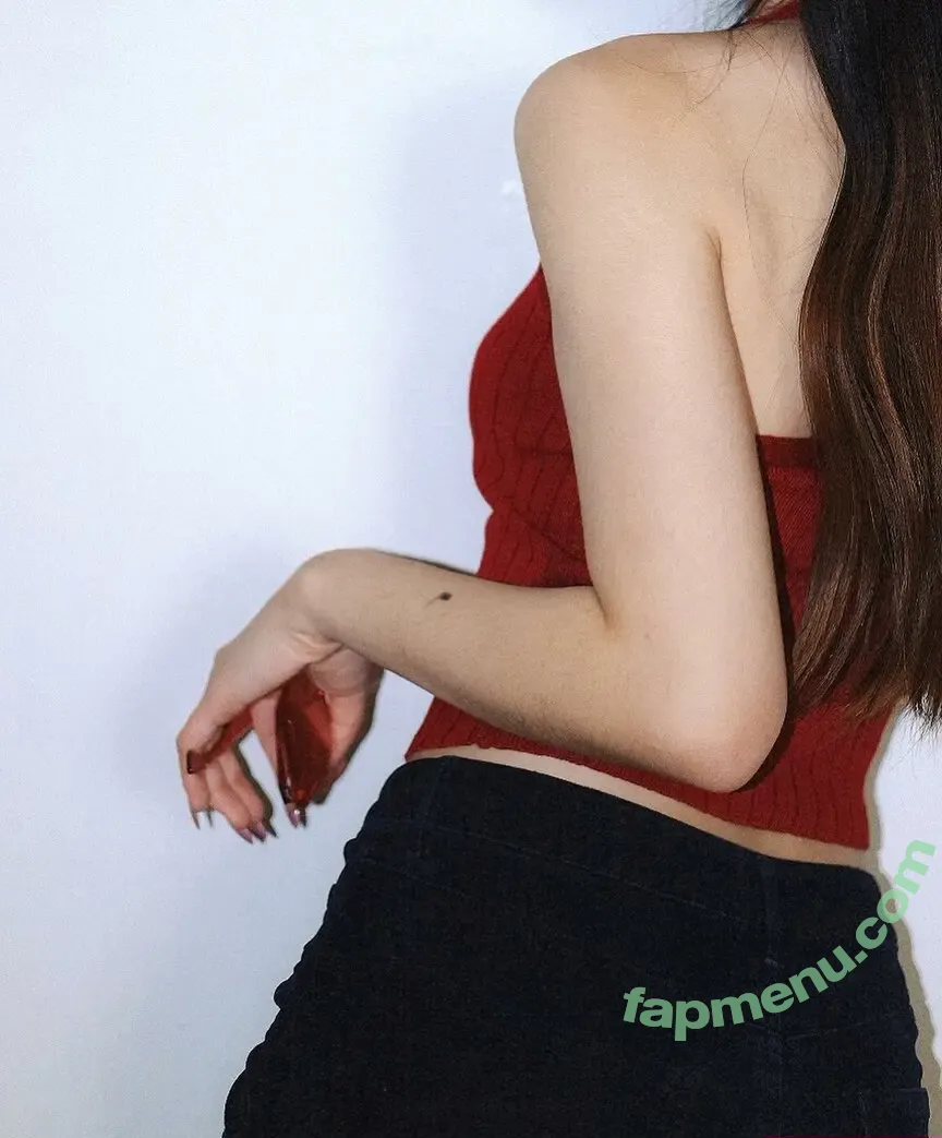 Lo3tus nude photo #0118 (lo3tus_ / lottus.t)