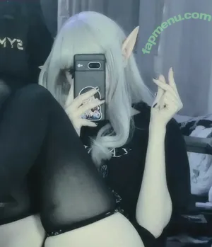  nude photo #0004