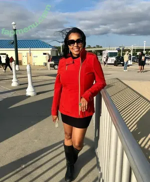 Local TV Presenters / BustyBrigade / RavNandraITV / Weather Girls / thelauraschweizer nude photo #0153