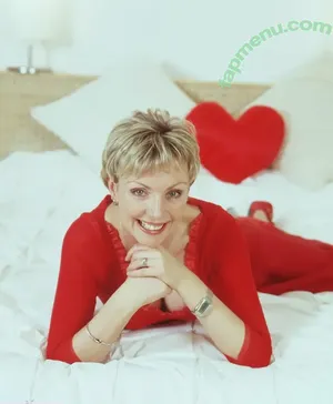 Local TV Presenters / Weather Girls / thelauraschweizer nude photo #0490