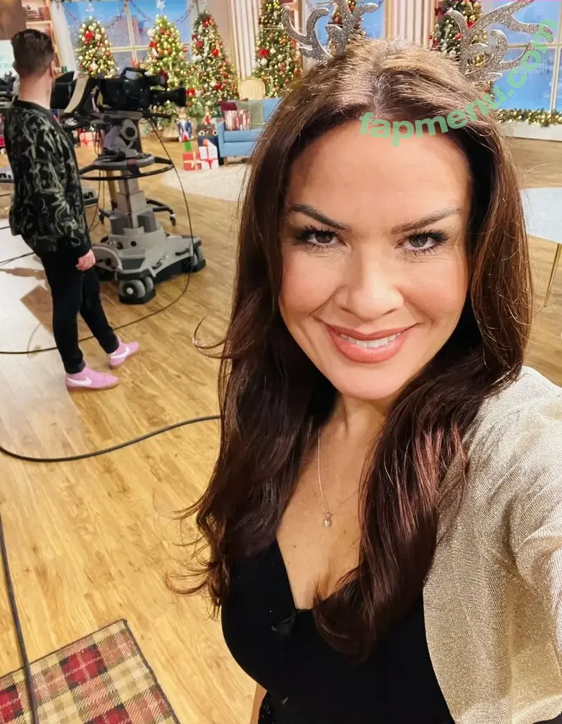 Local TV Presenters nude photo #0024 (BustyBrigade / RavNandraITV / Weather Girls / thelauraschweizer)