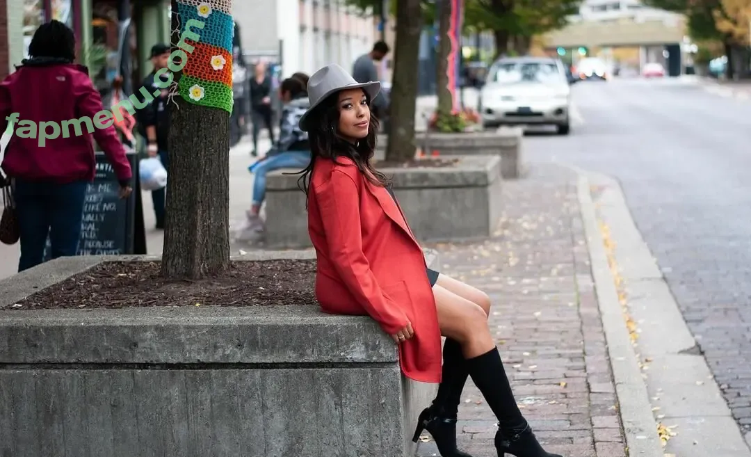 Local TV Presenters nude photo #0155 (BustyBrigade / RavNandraITV / Weather Girls / thelauraschweizer)