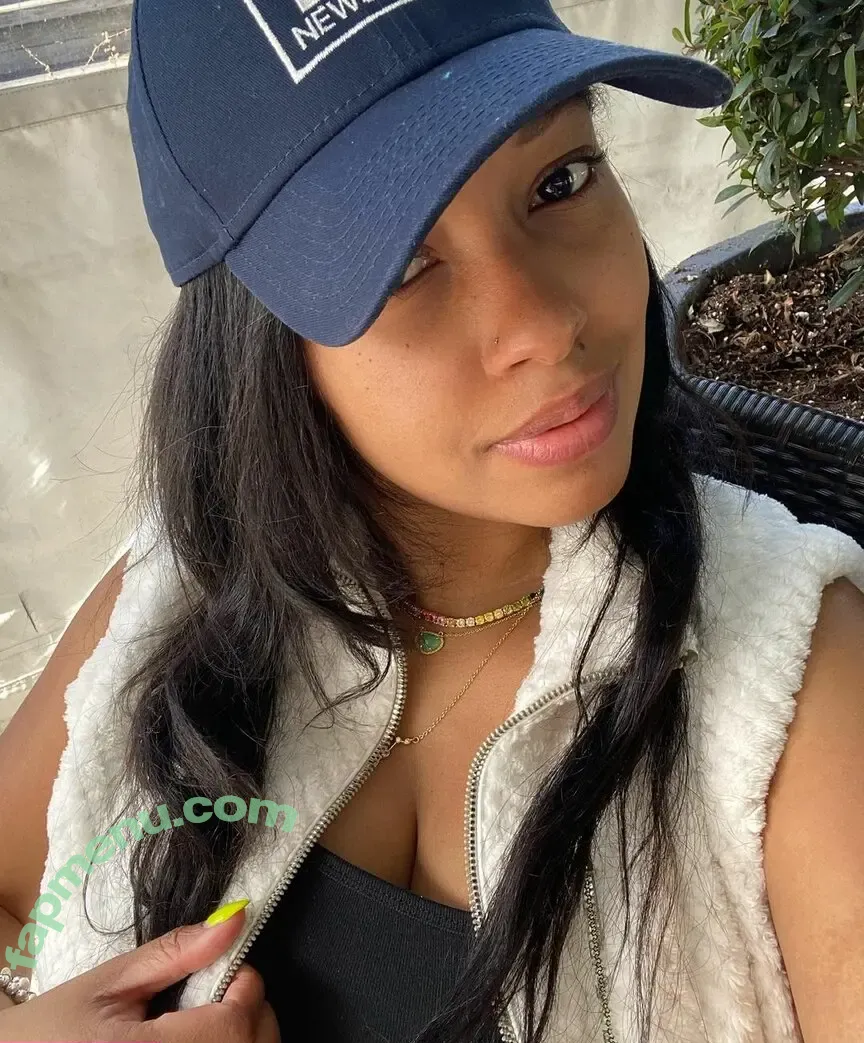 Local TV Presenters nude photo #0160 (BustyBrigade / RavNandraITV / Weather Girls / thelauraschweizer)