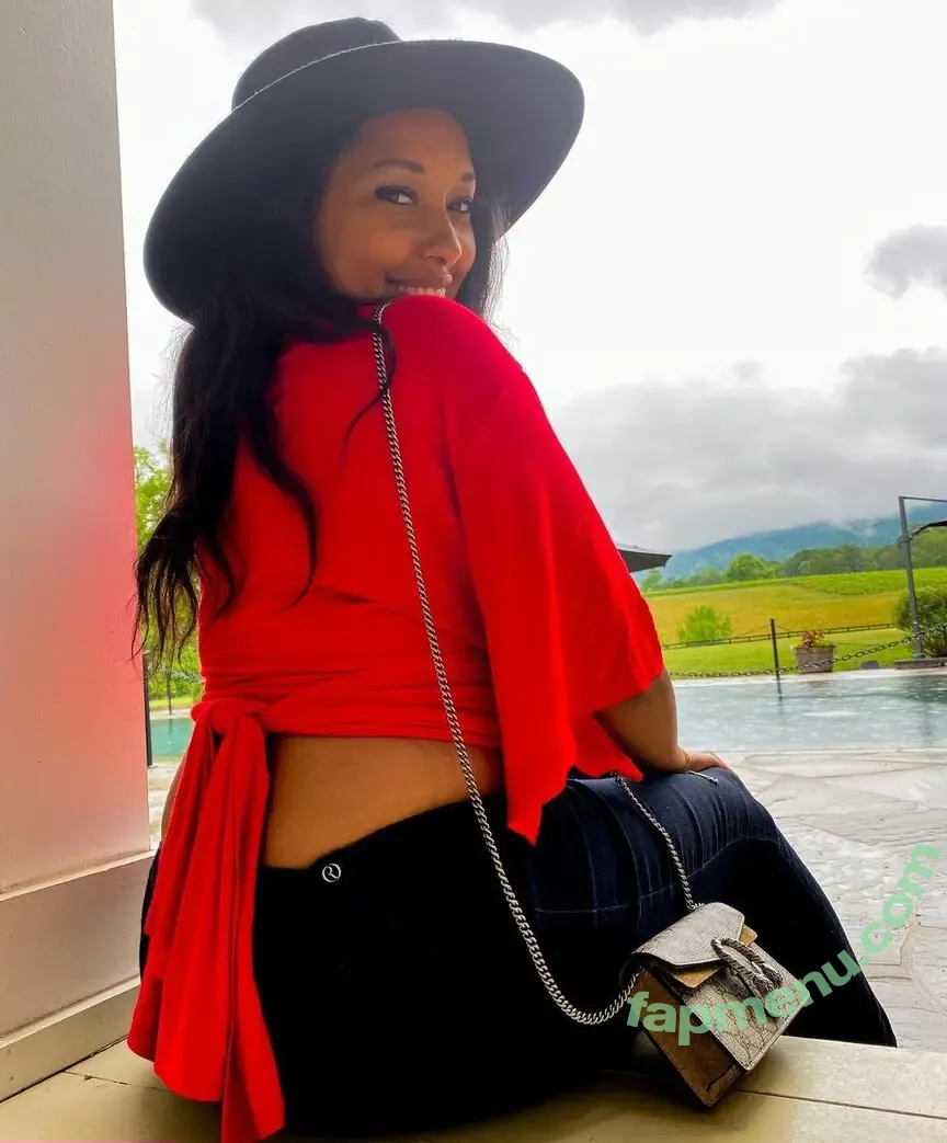 Local TV Presenters nude photo #0167 (BustyBrigade / RavNandraITV / Weather Girls / thelauraschweizer)