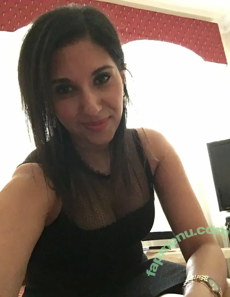 Local TV Presenters nude photo #0224 (BustyBrigade / RavNandraITV / Weather Girls / thelauraschweizer)