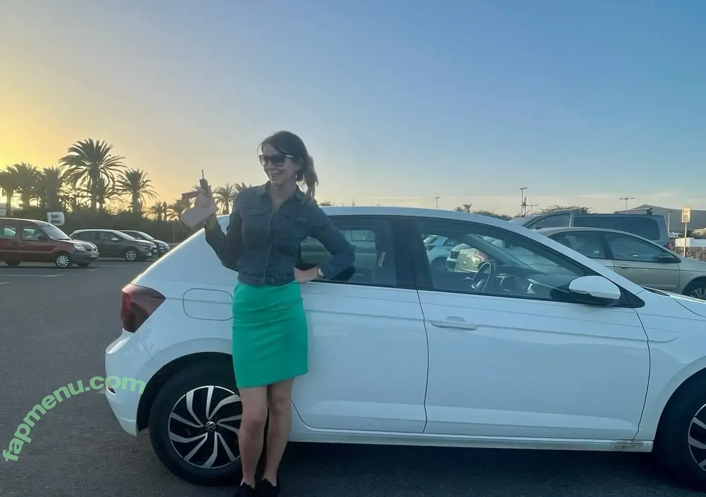 Local TV Presenters nude photo #0636 (BustyBrigade / RavNandraITV / Weather Girls / thelauraschweizer)