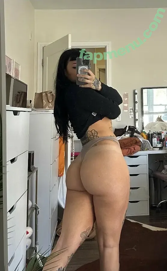 Locallystupid nude photo #0010 (Milkton)