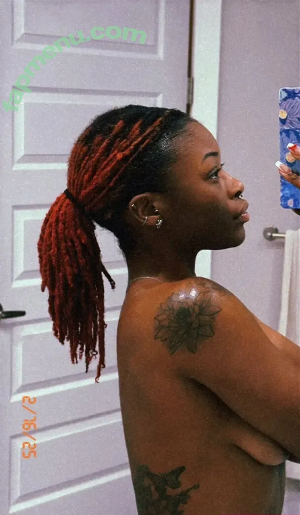 Locdbree nude photo #0001 (breebxby / briahnafit)