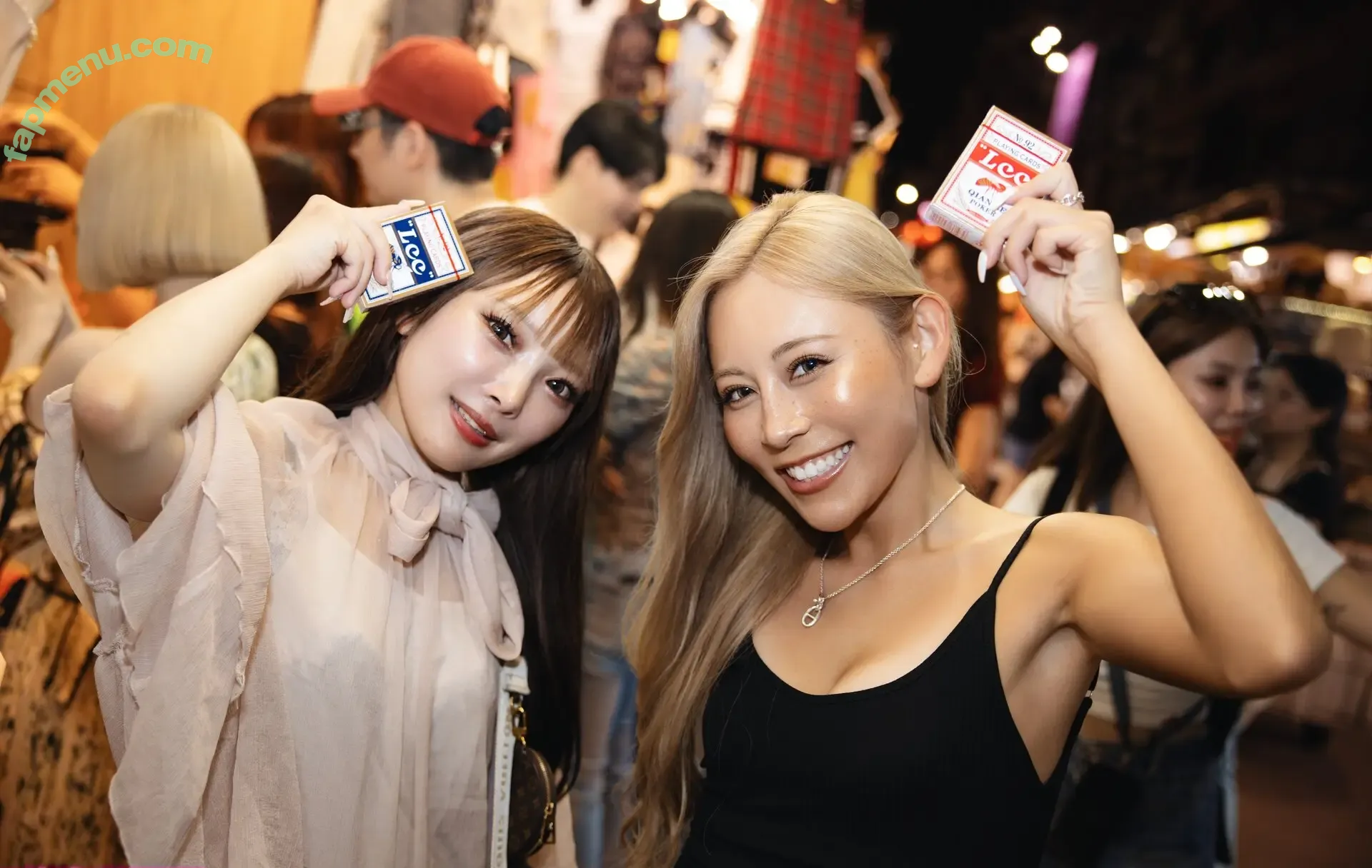 locomocotan nude photo #0002 (locochan)