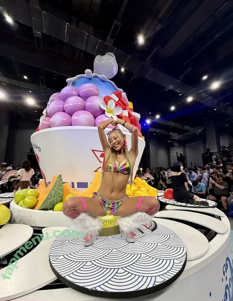 locomocotan nude photo #0004 (locochan)