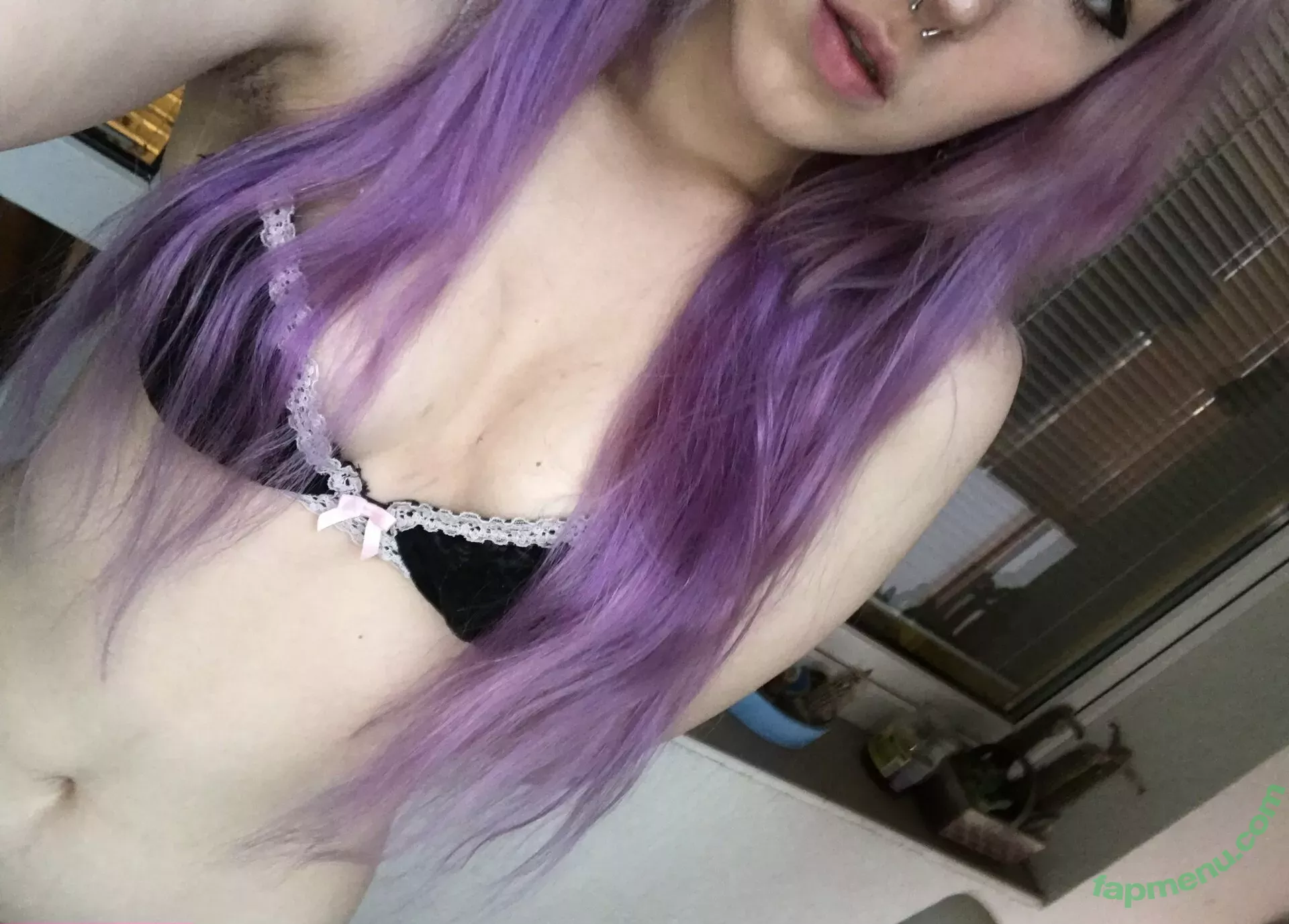 locorory nude photo #0017 (LocororyUwU / locorory.png)