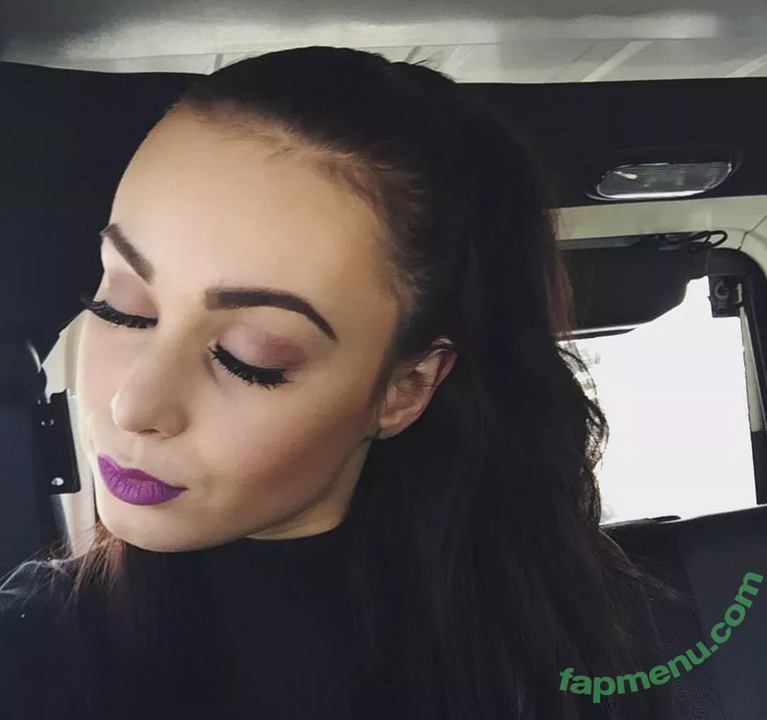 Logan Fabbro nude photo #0008 (loganfabbro)
