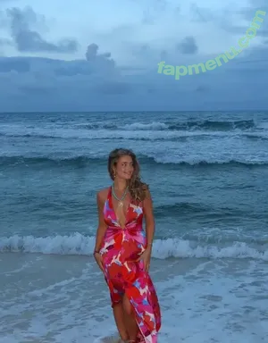Logan Rae Hill / Taylor Hill's sister / loganrae_hill nude photo #0068