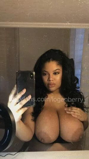 loganberry_ / logan.berry_ nude photo #0073