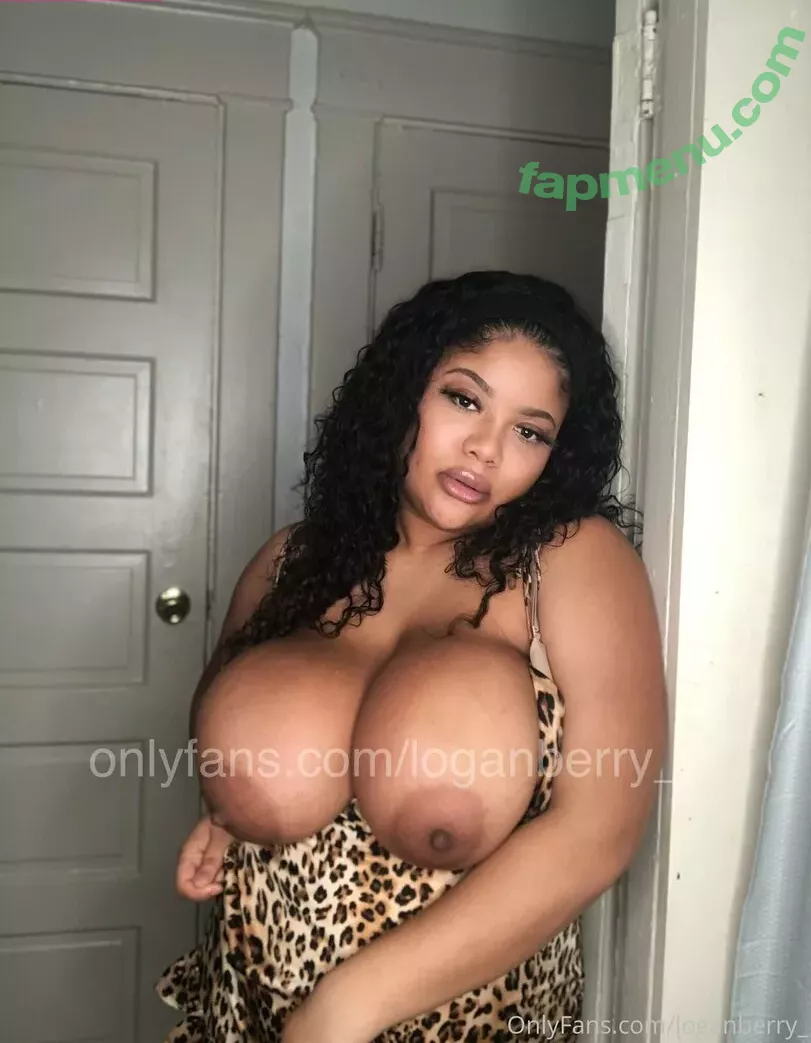 loganberry_ nude photo #0031 (logan.berry_)