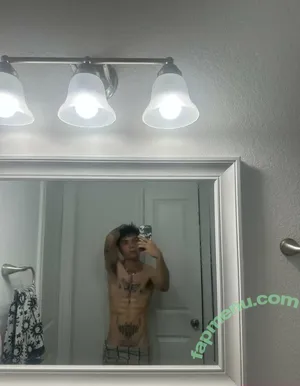 logansprivatepage / itslogantyler nude photo #0081