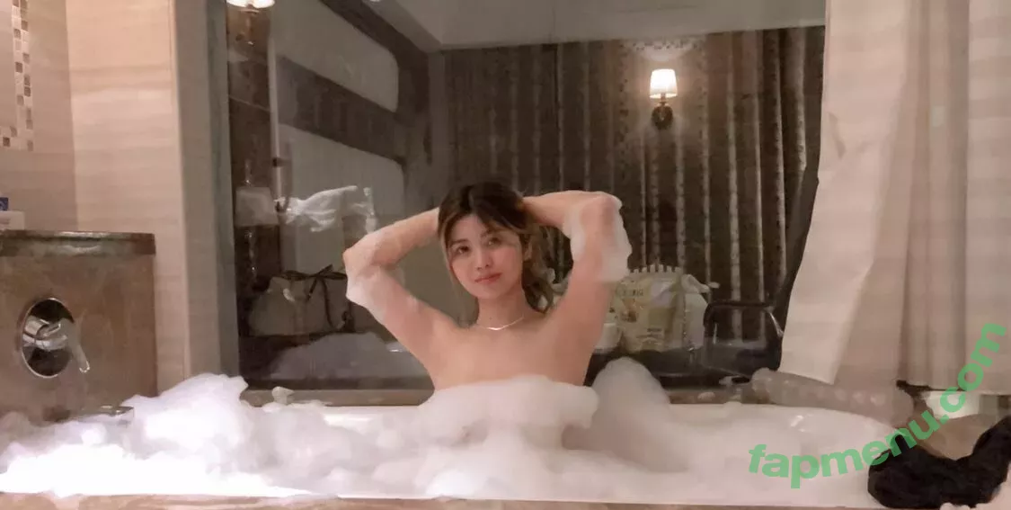 Loislane Evangelista nude photo #0002 (iamloislaneee)