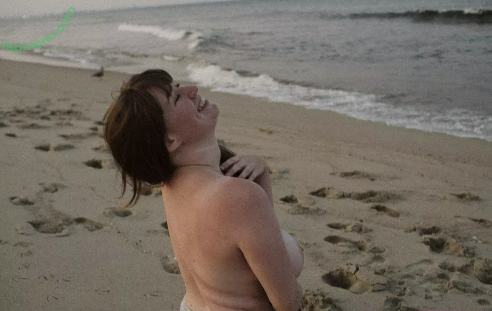 loisplz nude photo #0294 (lomeinnoodles19)