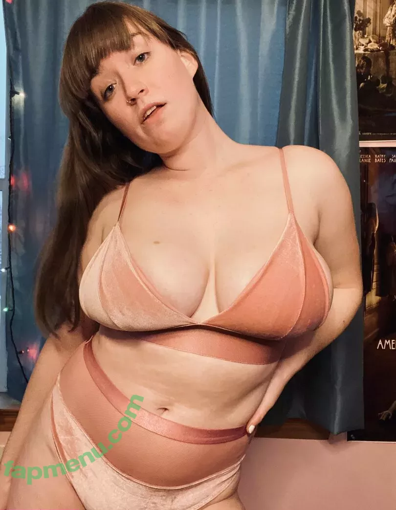 loisplz nude photo #0326 (lomeinnoodles19)