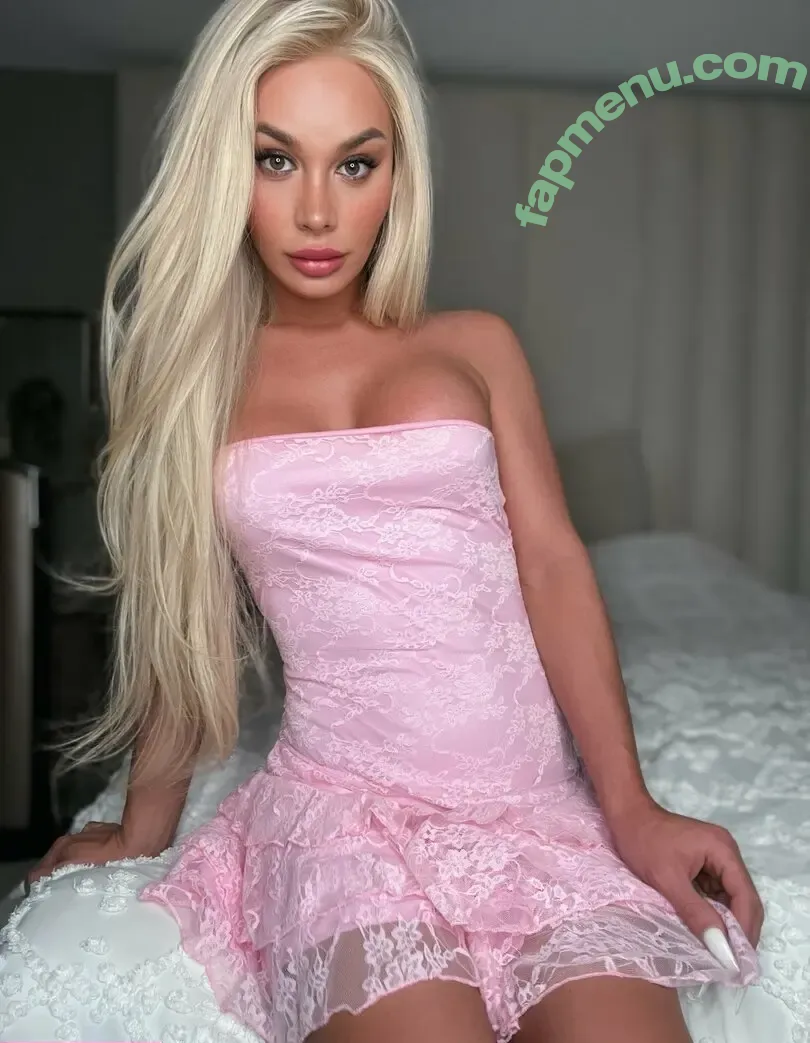 Lola Christina nude photo #0060 (lolachristina / tslolabritish)