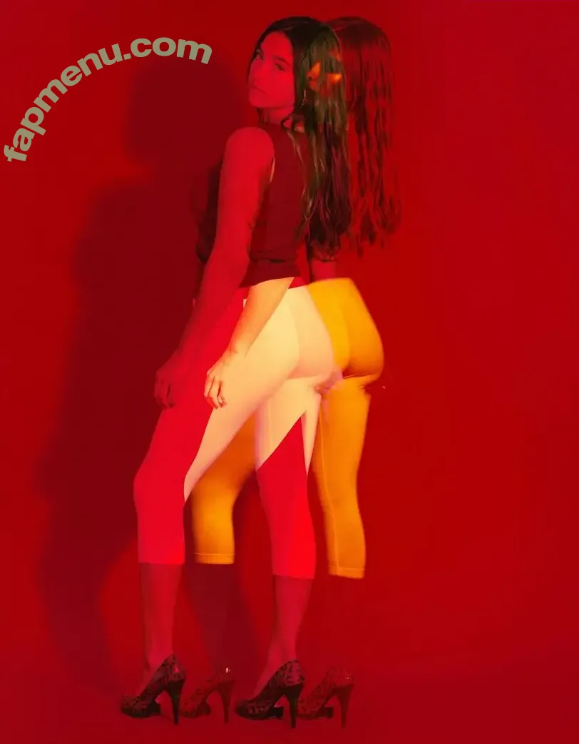 Lola Consuelos nude photo #0012 (theyoungestyung)