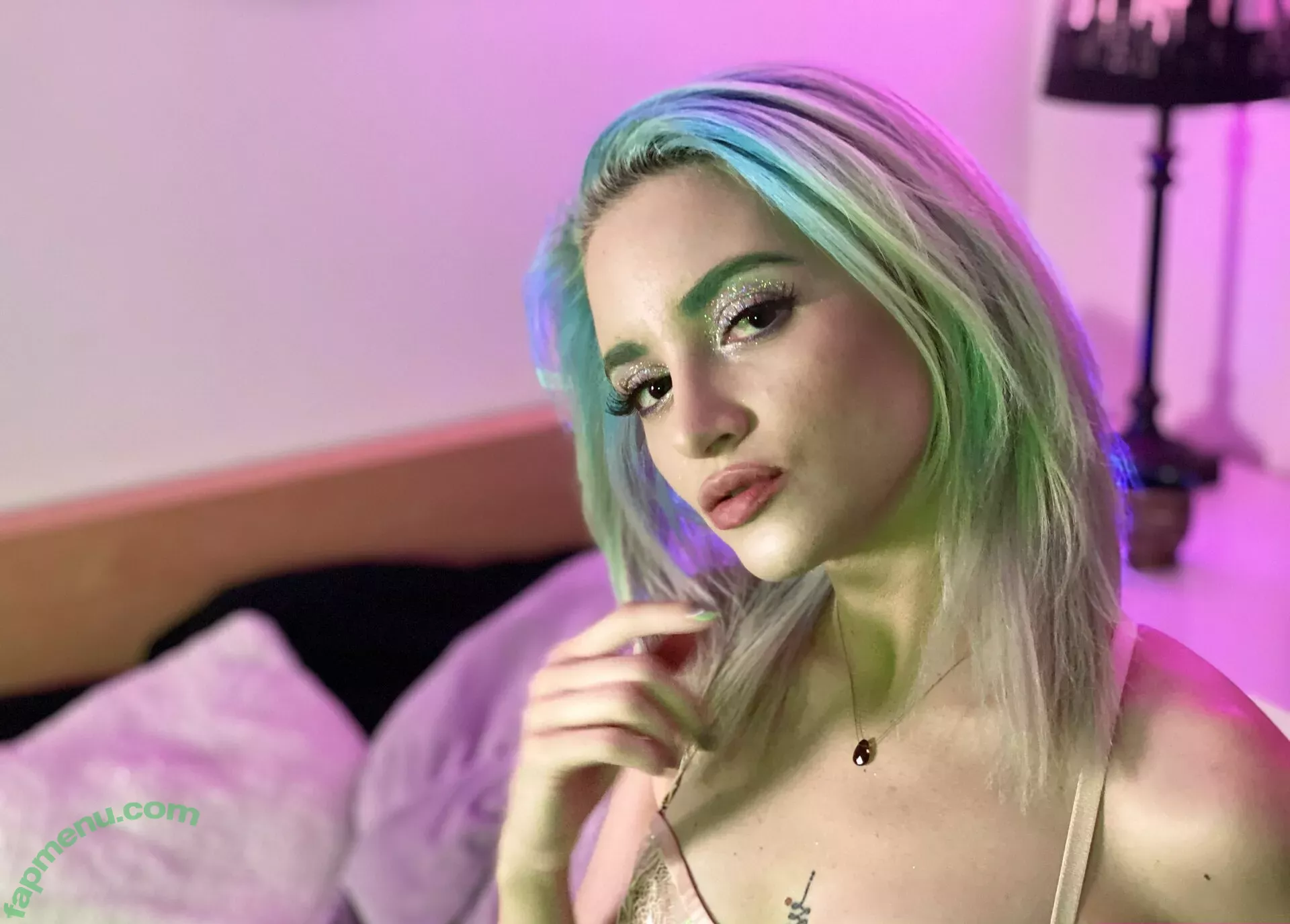 Lola Fae nude photo #0989 (LolaFaeXXX / dominalolafae / lolafae)