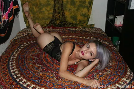 Lola Fae / LolaFaeXXX / dominalolafae / lolafae nude photo #1475
