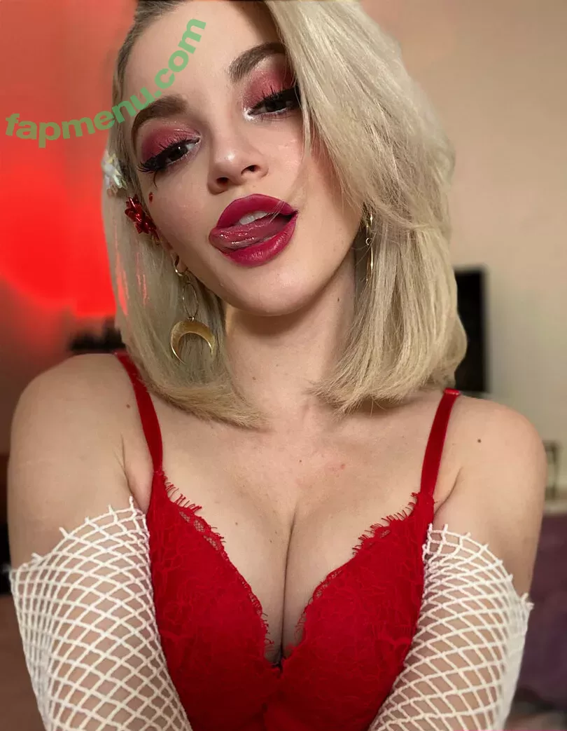 Lola Fae nude photo #1169 (LolaFaeXXX / dominalolafae / lolafae)