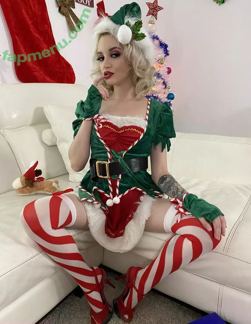 Lola Fae nude photo #1323 (LolaFaeXXX / dominalolafae / lolafae)