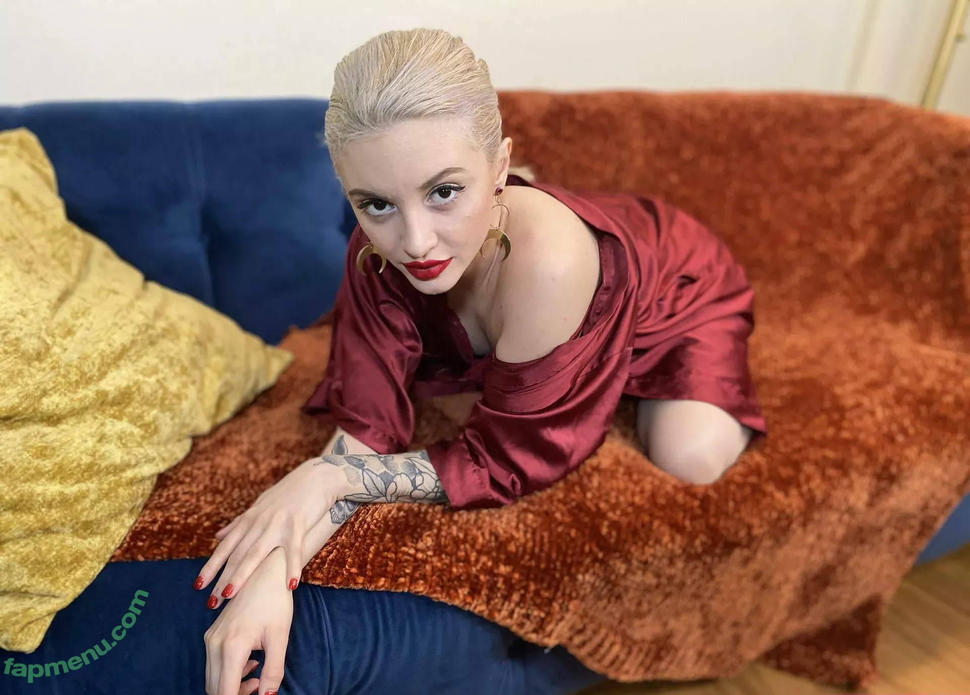 Lola Fae nude photo #1582 (LolaFaeXXX / dominalolafae / lolafae)