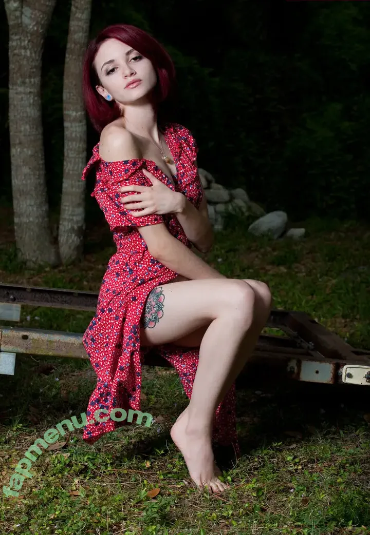Lola Fae nude photo #1990 (LolaFaeXXX / dominalolafae / lolafae)