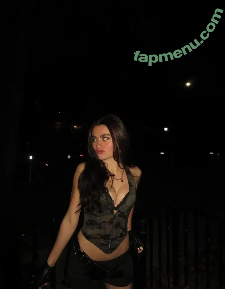 Lola Flanery nude photo #0041 (lola_flanery)