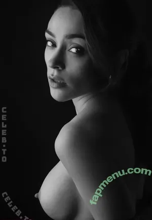 Lola Gaiaa / Glamorandus / lola.gaiaa / lolagaiaa nude photo #0079