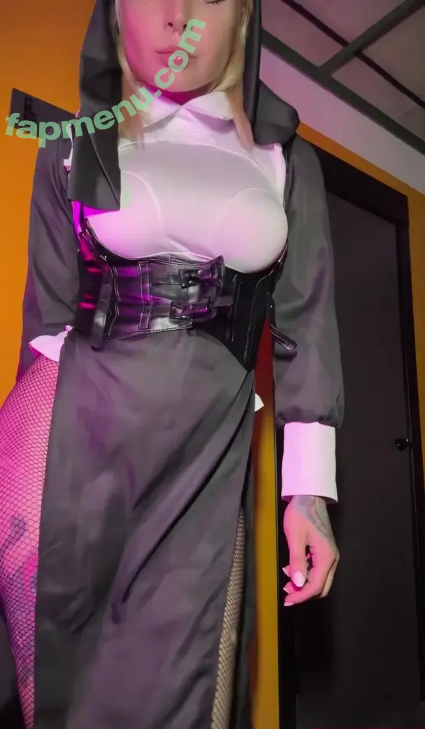 lola_pixel nude photo #0303 (lolapixel_)